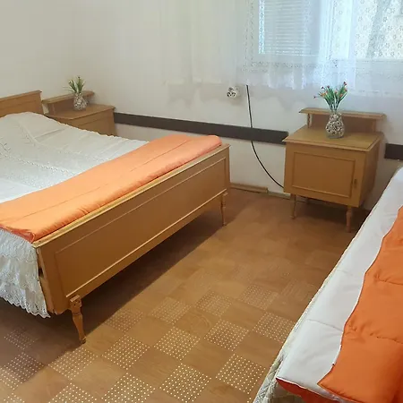 почивна база верея Къмпинг *